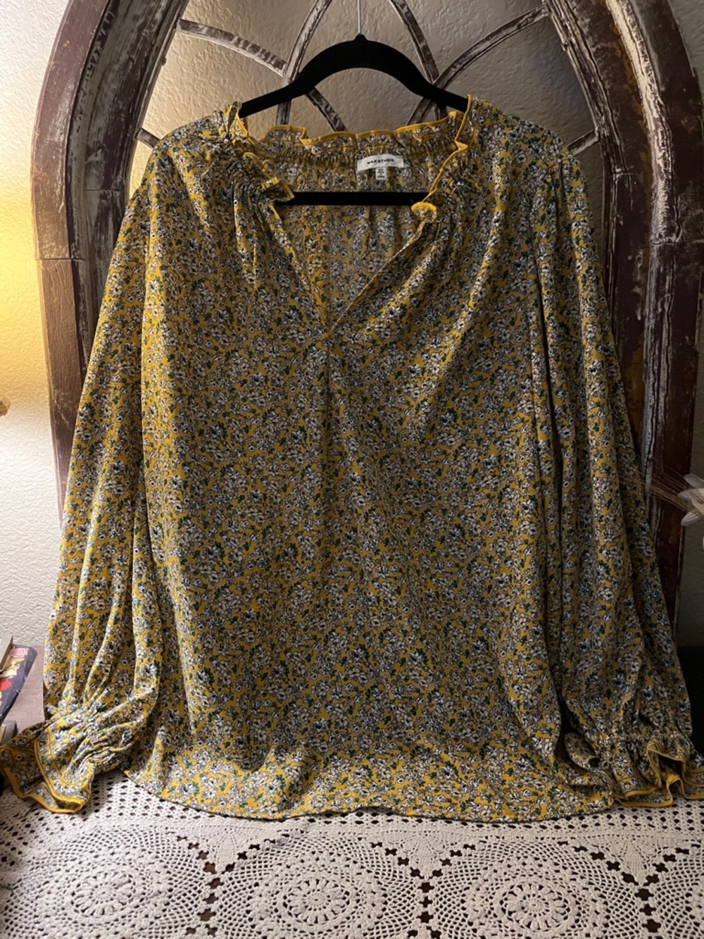 Max Studio Mustard Yellow Floral  Blouse. Size 2X
